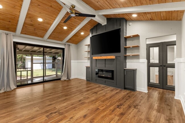 224 Anhalt Dr