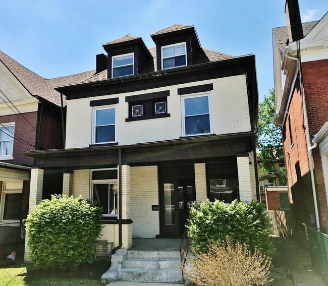 Building Photo - 5440 Jackson St Unit 1