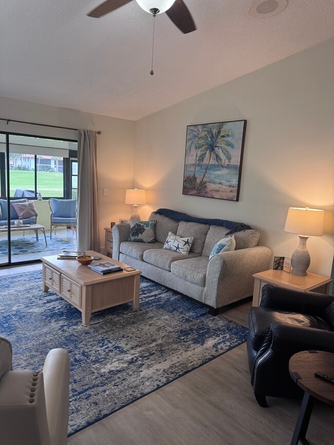 Photo - 3509b Avenida Madera Unidad B