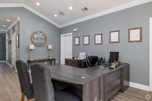 Leasing Office