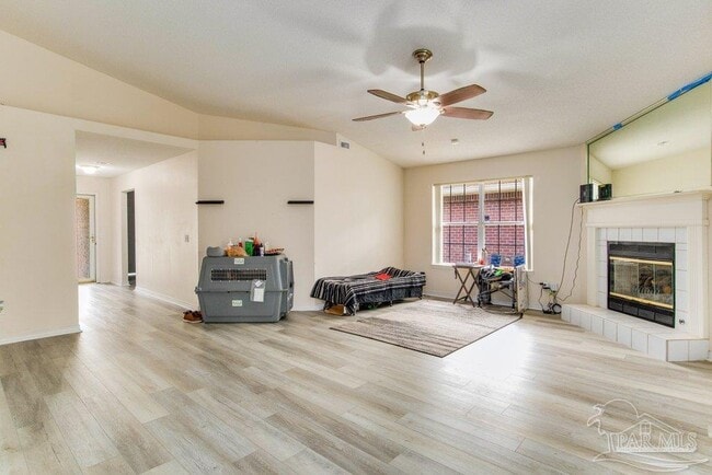 Photo - 8004 Cayenne Way