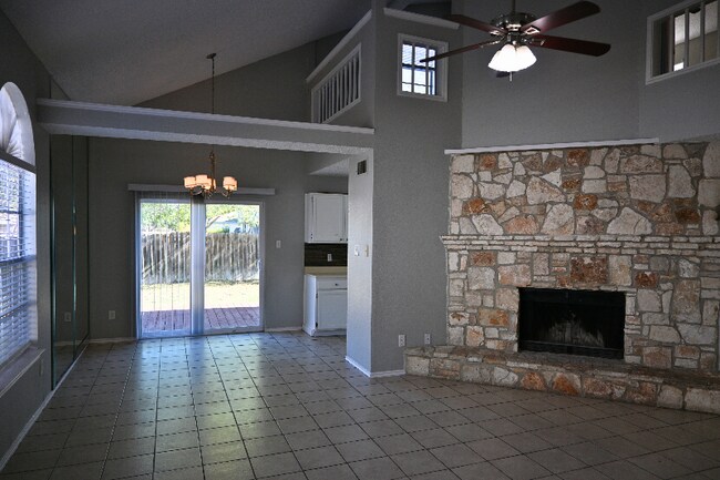 Photo - 3138 Smoke Creek