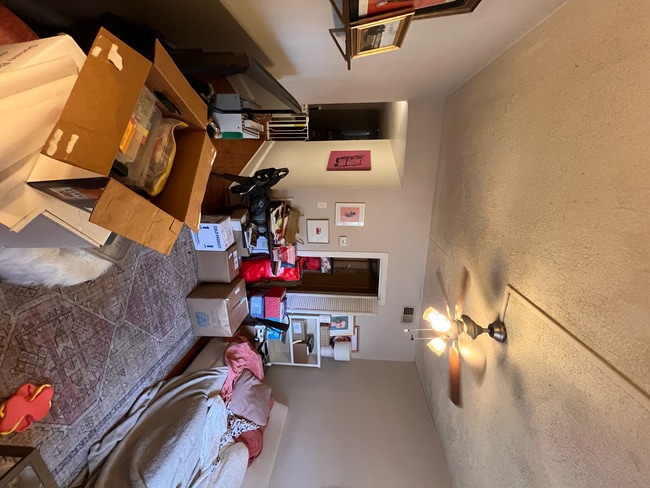 Photo - 3009 Ellwood Ave Unidad A