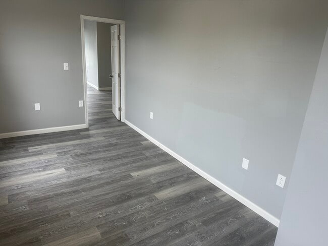 Photo - 506 4th St Unit 4