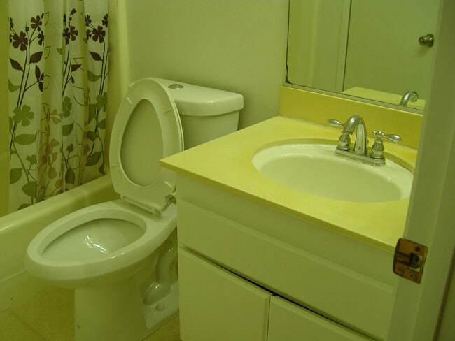 Photo - 2900 Bradford Pl