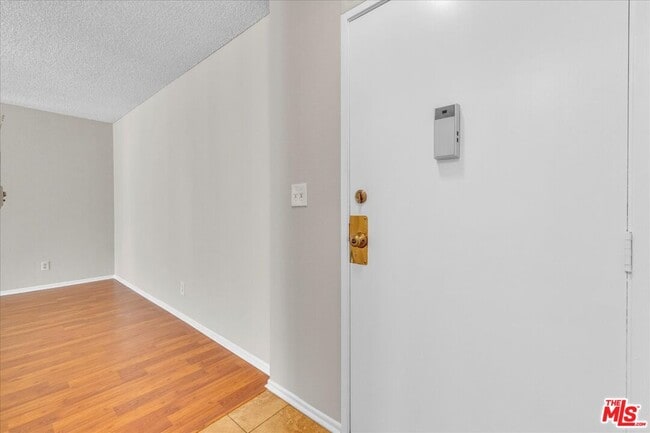 Photo - 5437 Corteen Pl Unit 106