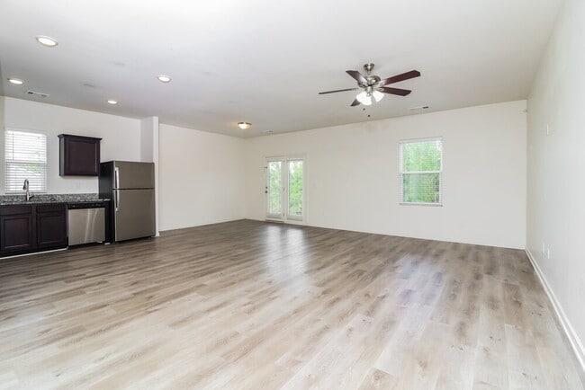 Photo - 7261 Lacey Dr