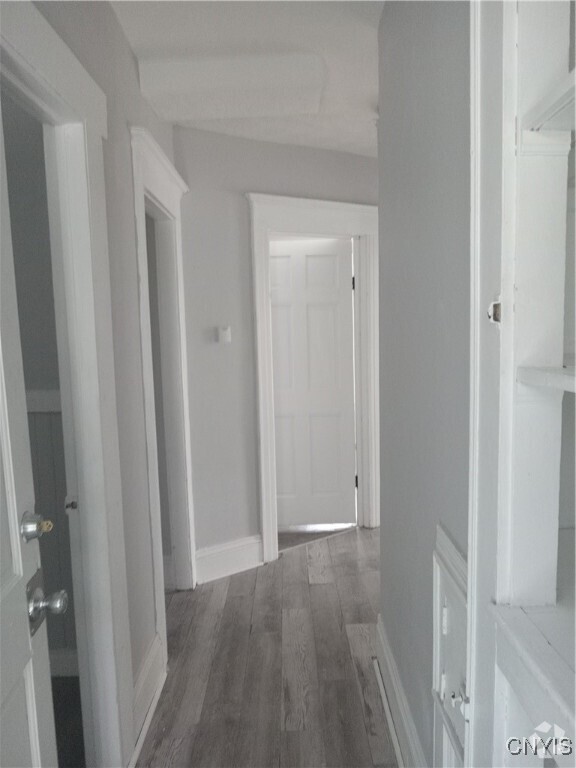 Building Photo - 132 Parkway Dr Unit 2 Upper Rental