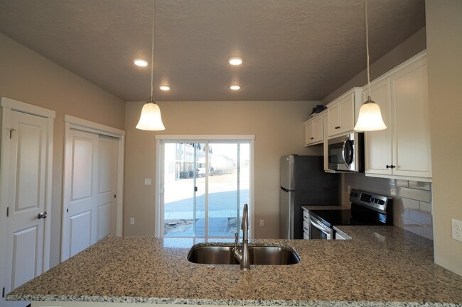 Photo - 5928 S Jessenia Ln