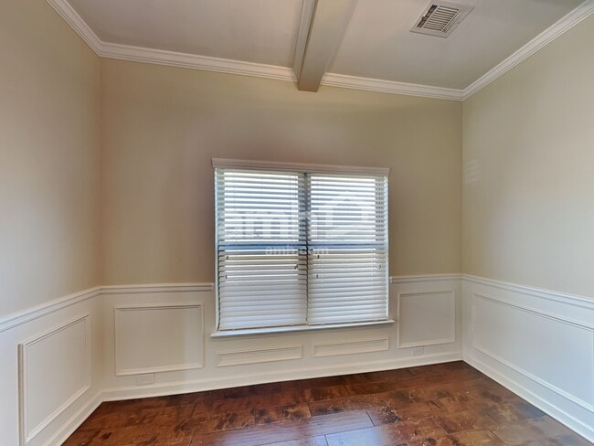 Photo - 137 Border Ave