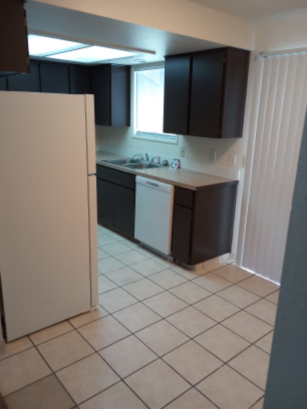 Photo - 703 N Tweedt St