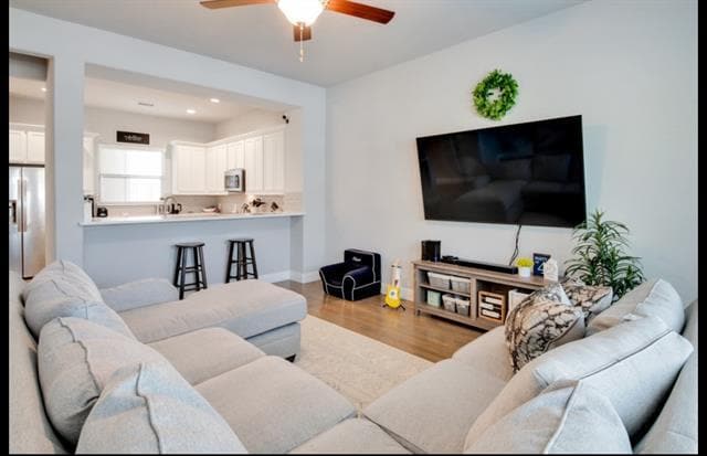 Photo - 4264 Riverside Dr