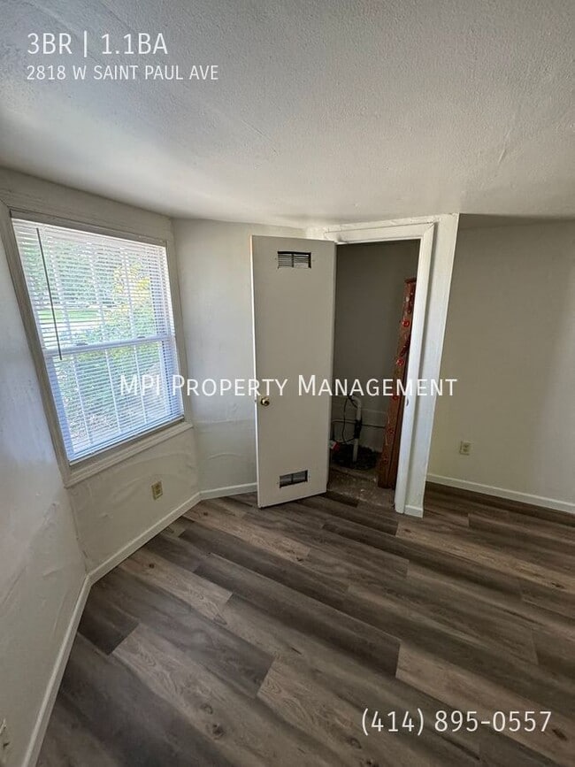 Photo - 2818 W St Paul Ave