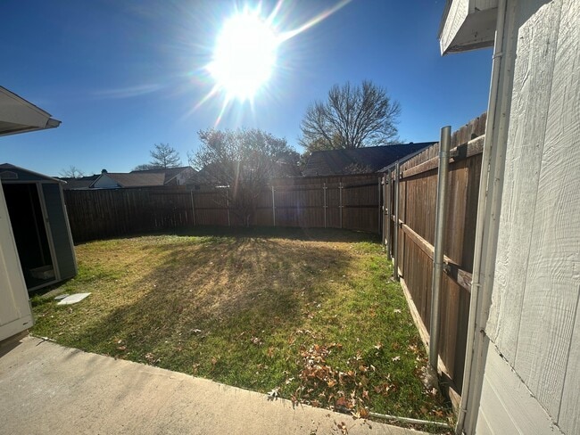 Photo - 4233 Fryer St