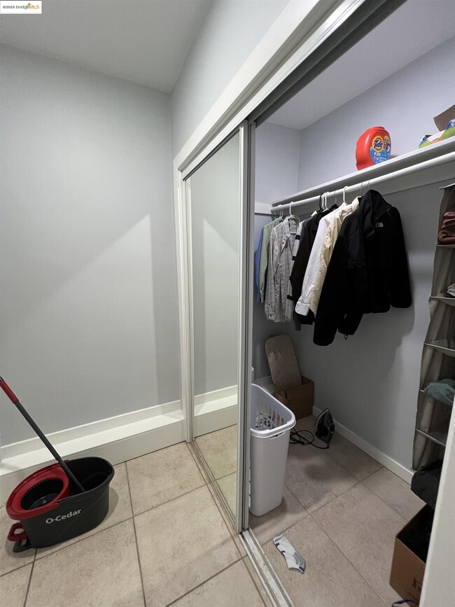 Photo - 1640 Euclid Ave Unidad #7