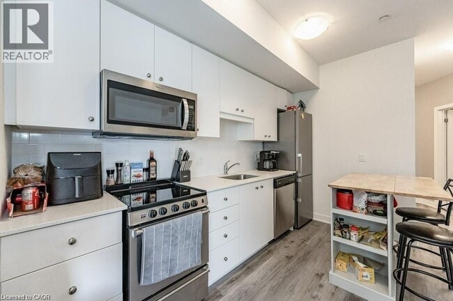 Photo - 110 Fergus Ave Unit 209