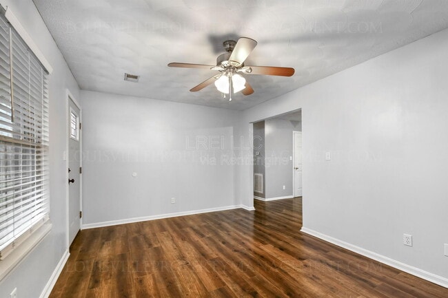 Photo - 171 Springhill Dr