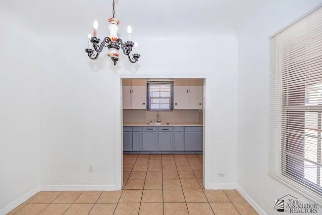 Photo - 531 S 1st Ave