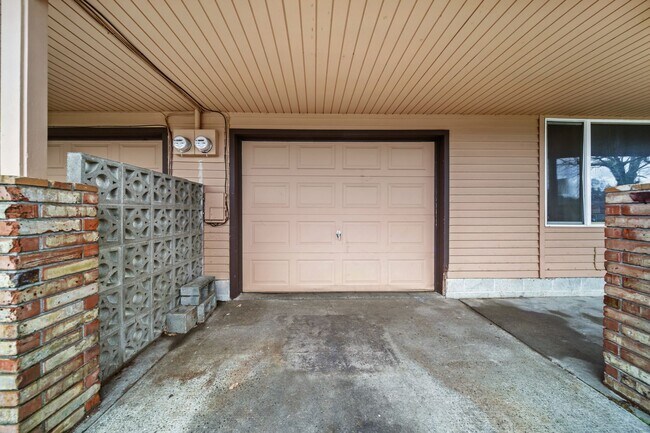 4218 6th Ave NE Unit Amurao - 4216 6th Ave NE Lacey, WA 98516