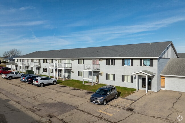 Fox Run Apartments