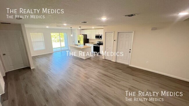 Photo - 1242 Halber Ave NW