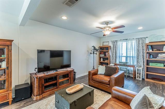 Photo - 708 N Stewart St