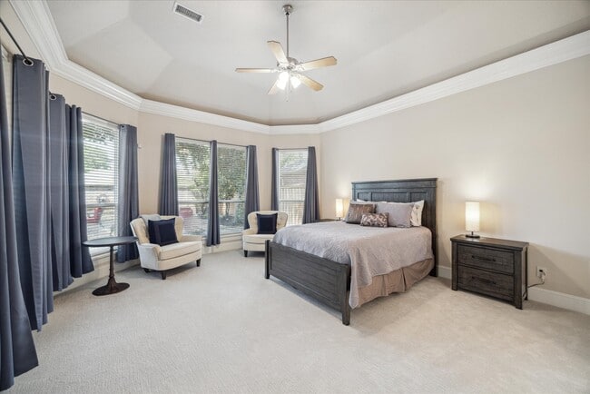 Photo - 718 Marywood Chase