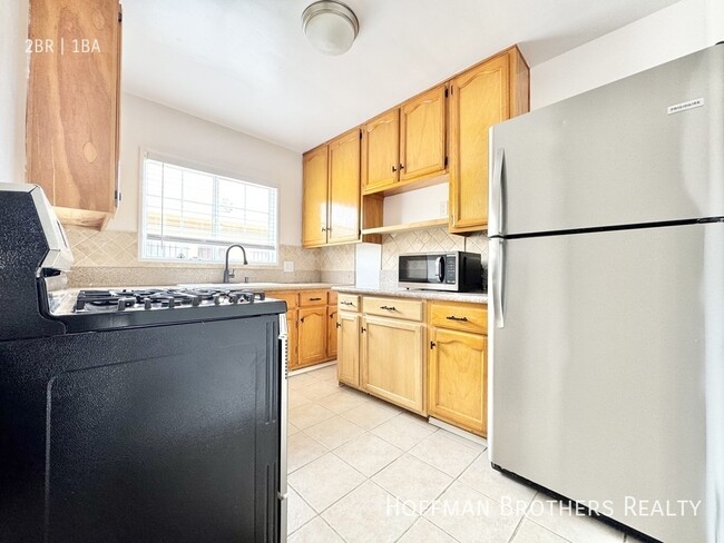 Photo - 1411 S Van Ness Ave Unidad 9A Rental