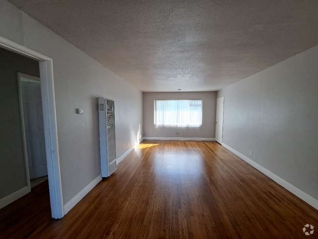 Building Photo - 2641 74th Ave Rental