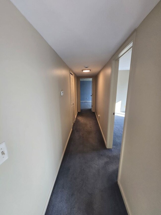 Photo - 2 BEDROOM CONDO IN ROCHESTER