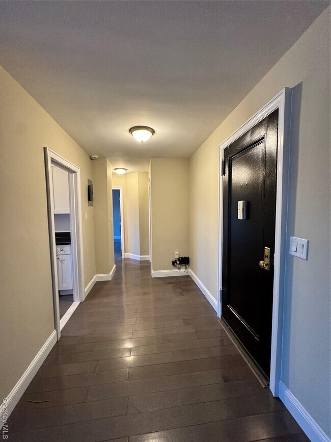 Photo - 555 Broadway Unit 1J