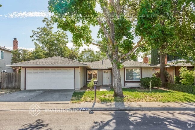 Building Photo - 413 Royal Oaks Dr Rental