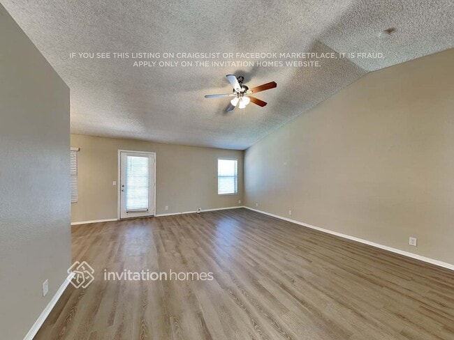 Photo - 8120 W Tuckey Ln