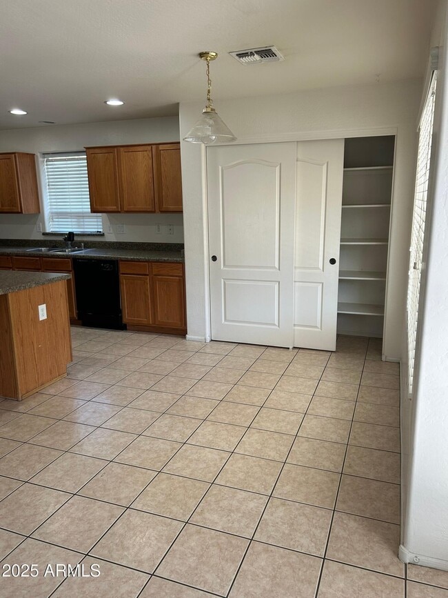 Photo - 41315 W Walker Wy
