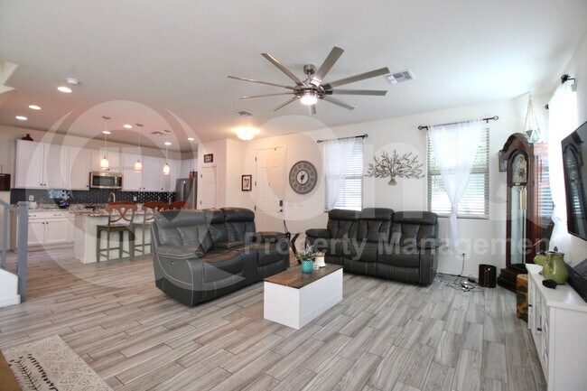 Photo - 1712 S 82nd Pl