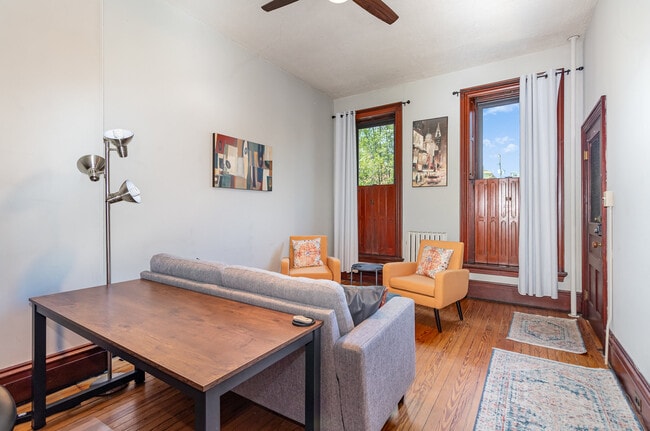 Photo - 1005 N 2nd St Unidad Riverwalk House