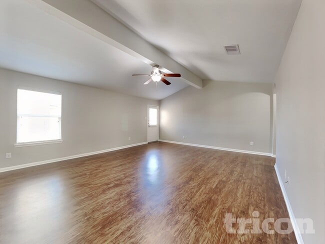 Photo - 2322 Oyster Bay Ave