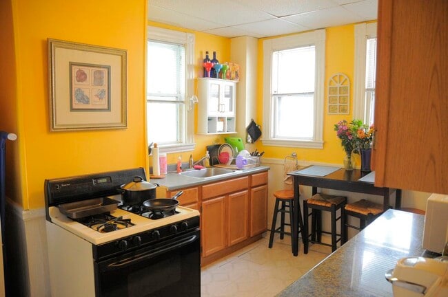 Photo - 539 Washington St Unit 2