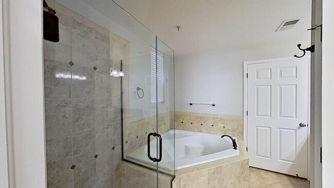 Photo - 1747 N Pearl St Unit 102