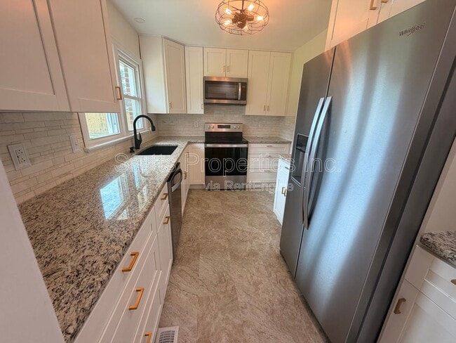 Photo - 104 Camellia Dr