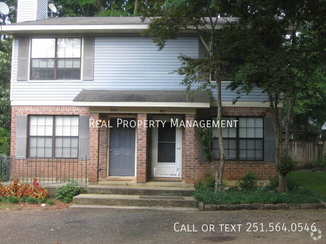 Building Photo - 961 Dickenson Ave Rental