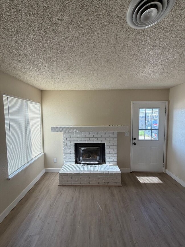 Photo - *NA114-Gill,Ravinderjit Unidad 1149