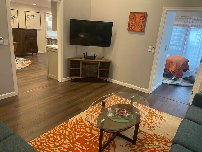 Photo - 60 Rugg Rd Unidad A