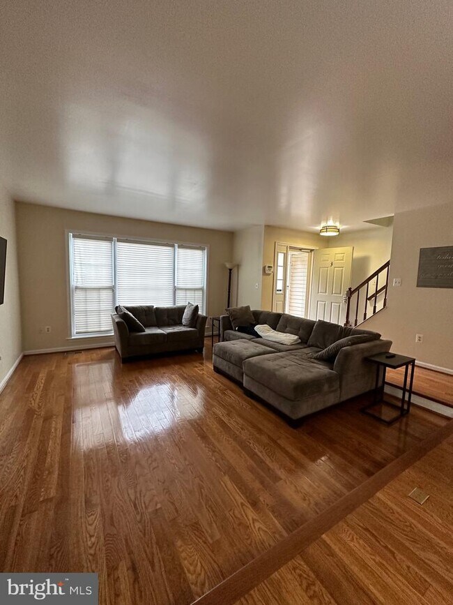 Photo - 8215 Southwater Ct