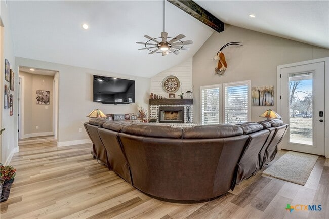 Photo - 281 Cibolo Way