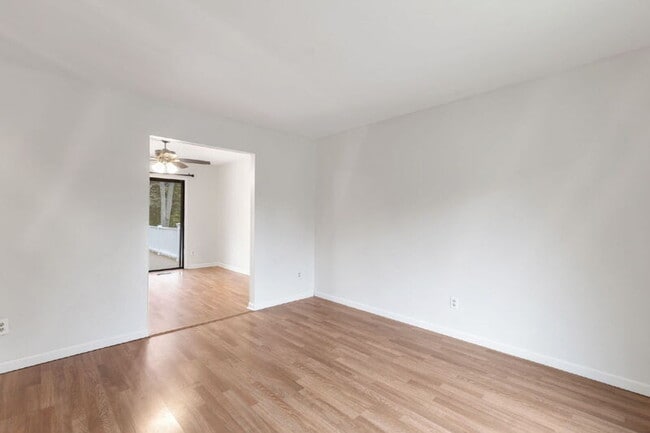 Photo - 4 Dewberry Way