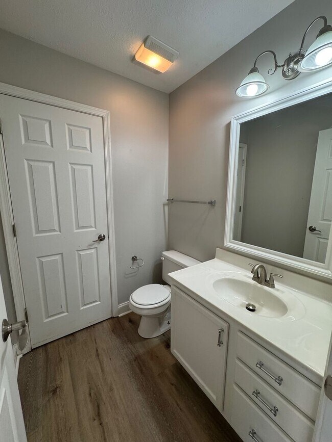 Photo - Charming Grottoes Townhouse