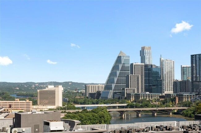 Building Photo - 44 East Ave Unit 1404