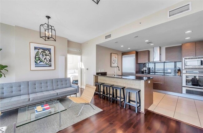 Photo - 175 1st St S Unit 2804