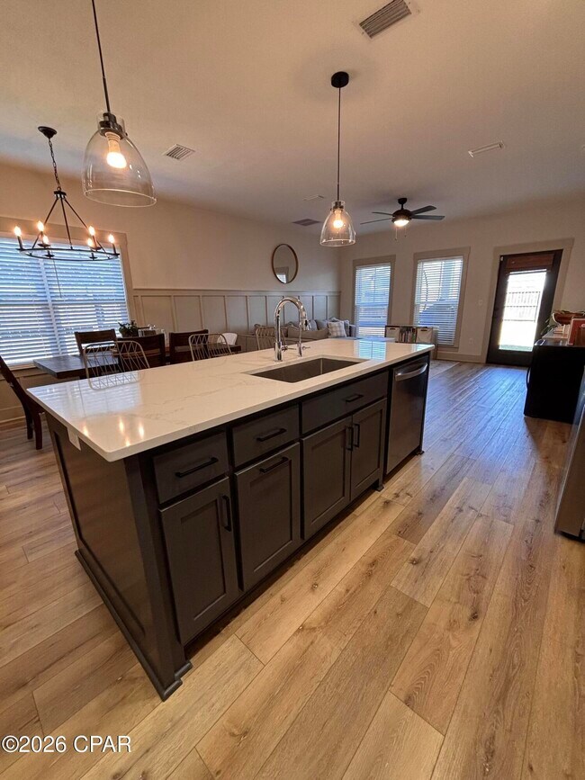 Photo - 3806 Heartwood St